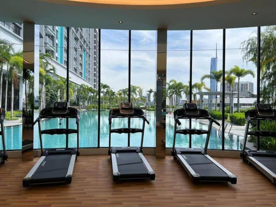 Apartment Cozy Service Free Parking Netflix Trion Kl *